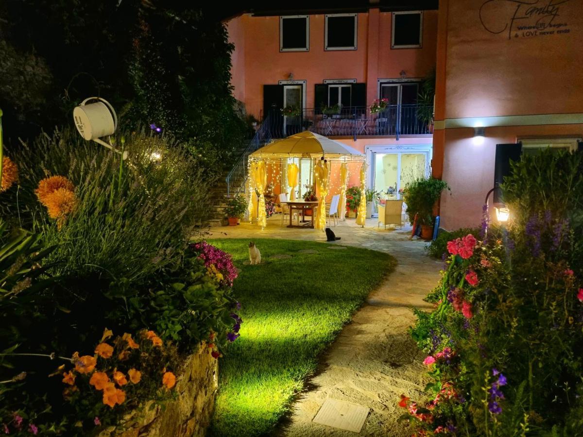 אלביסולה סופריורה Casa Vacanze Family מראה חיצוני תמונה